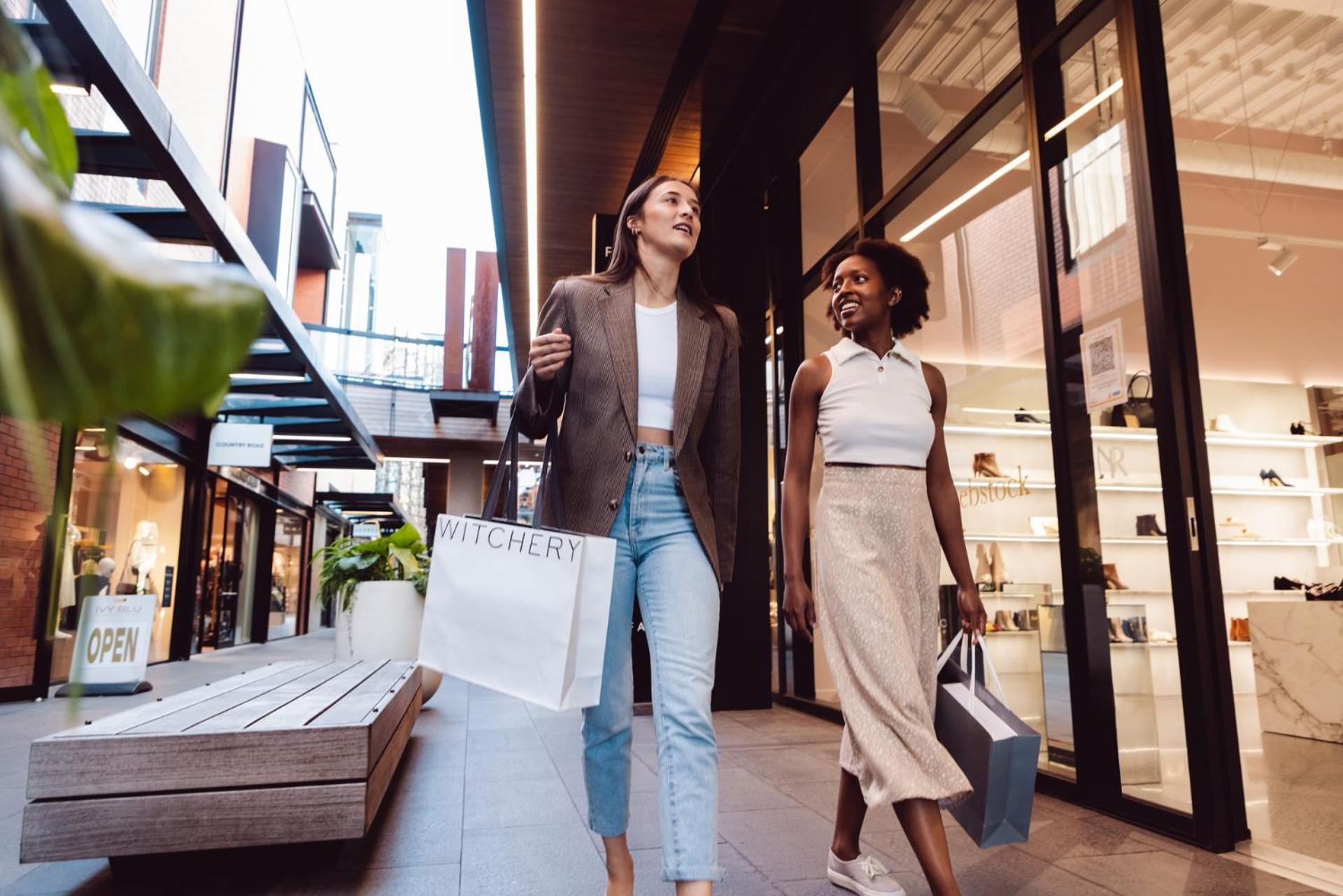 Chic In The Heart Of *